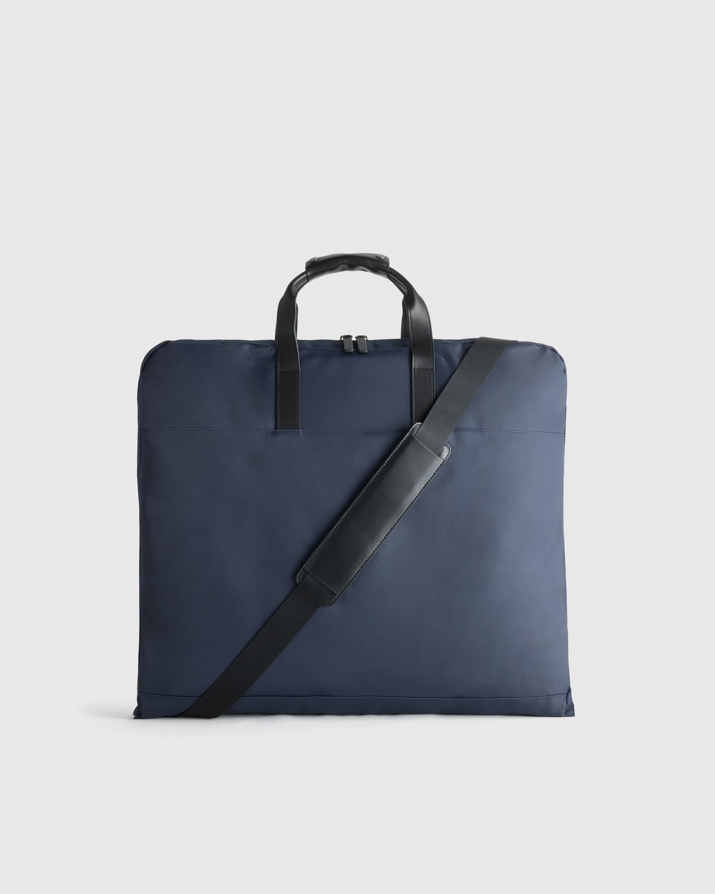 Voyage Nylon Garment Bag - One Size / Dark Green