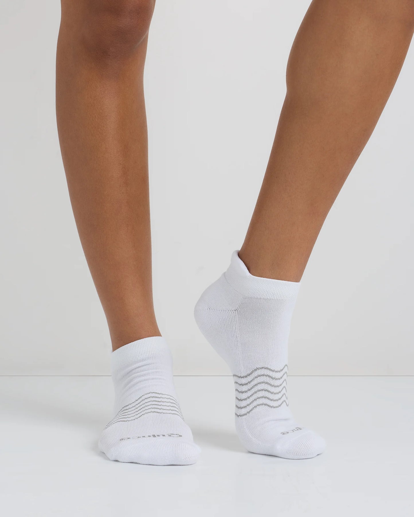 Everyday Cotton Solid Ankle Socks (4-pack) - S / White