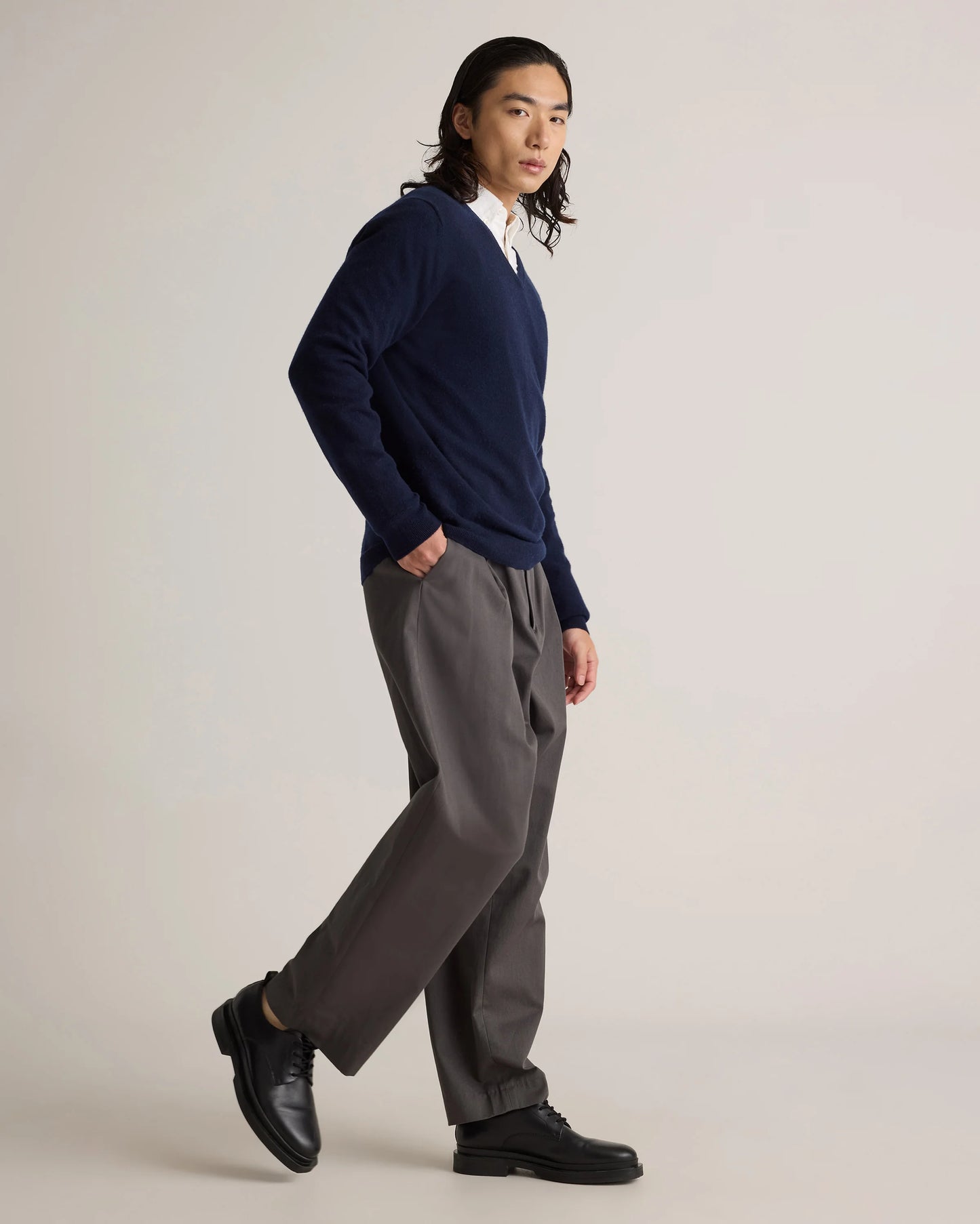 Mongolian Cashmere V-Neck Sweater - S / Oatmeal