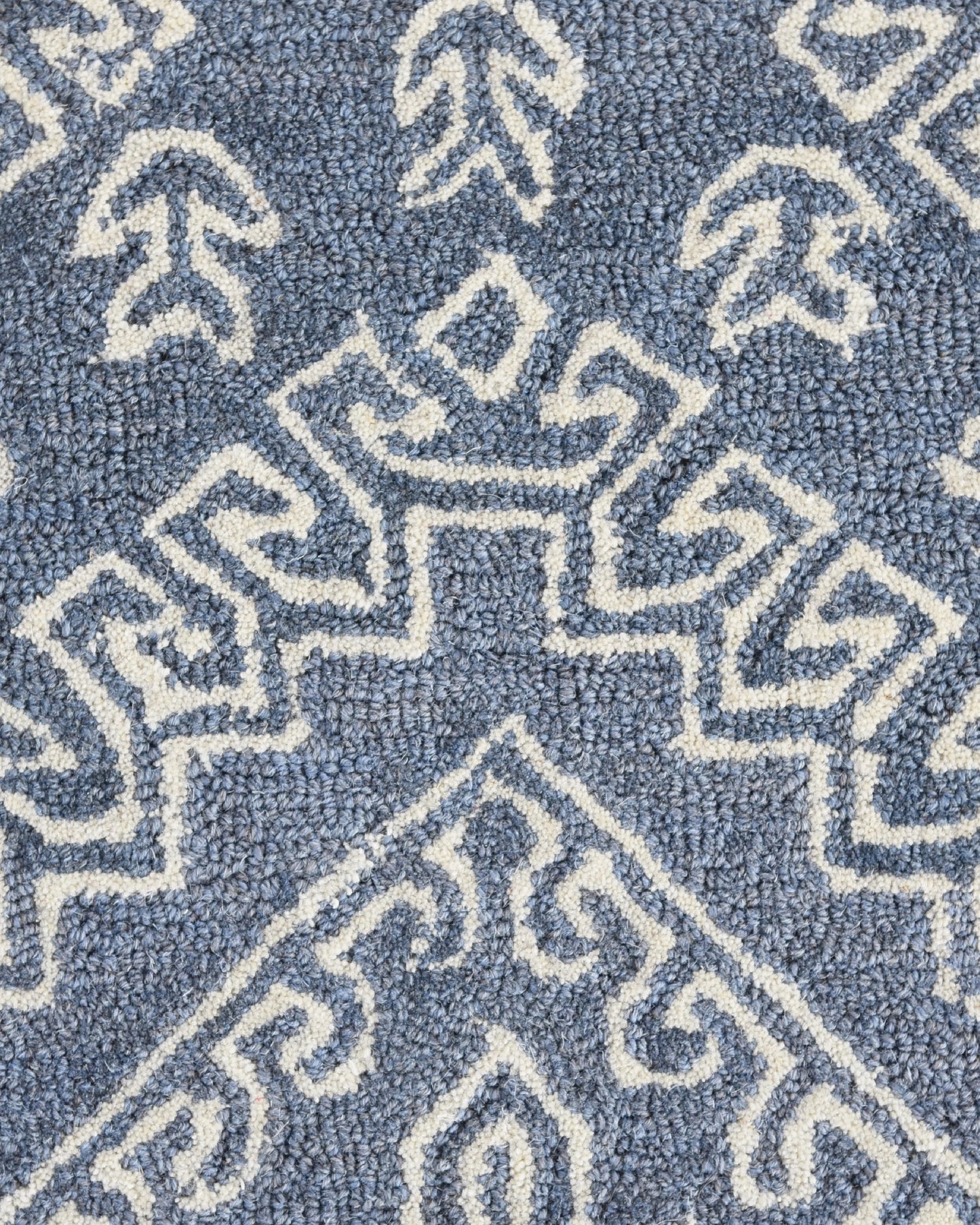 Maisie Tufted Wool Rug - 3' x 5' / Sky Blue