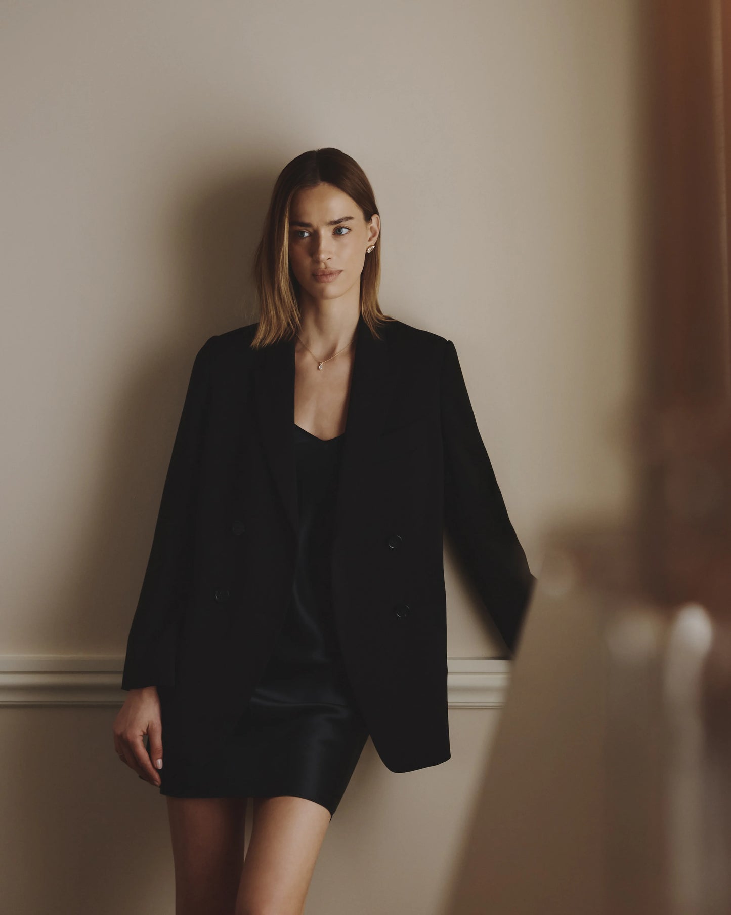 Stretch Crepe Relaxed Double-Breasted Blazer - XS / Sand