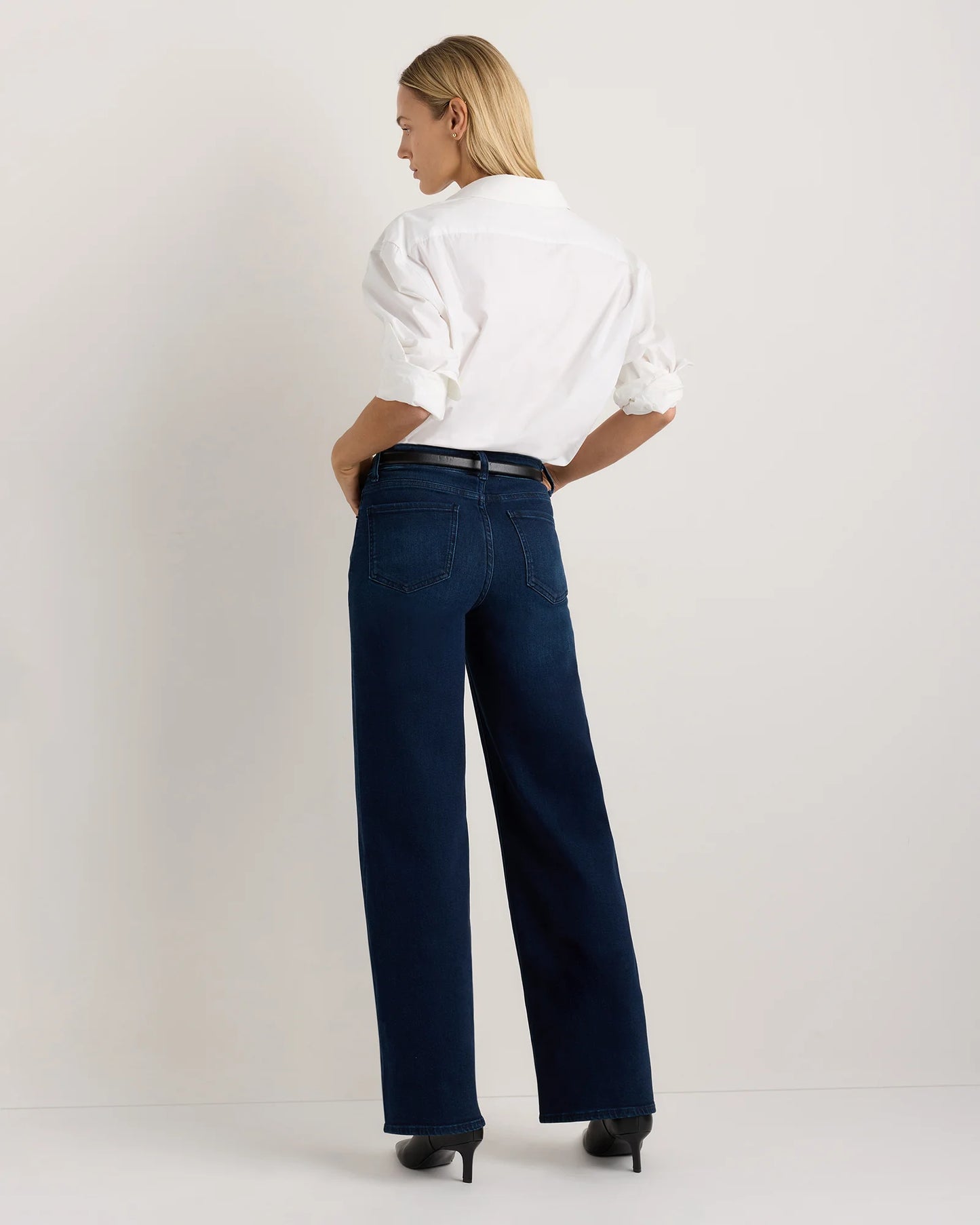 Bella Stretch Wide Leg Jeans - 24 / Frosted Blue