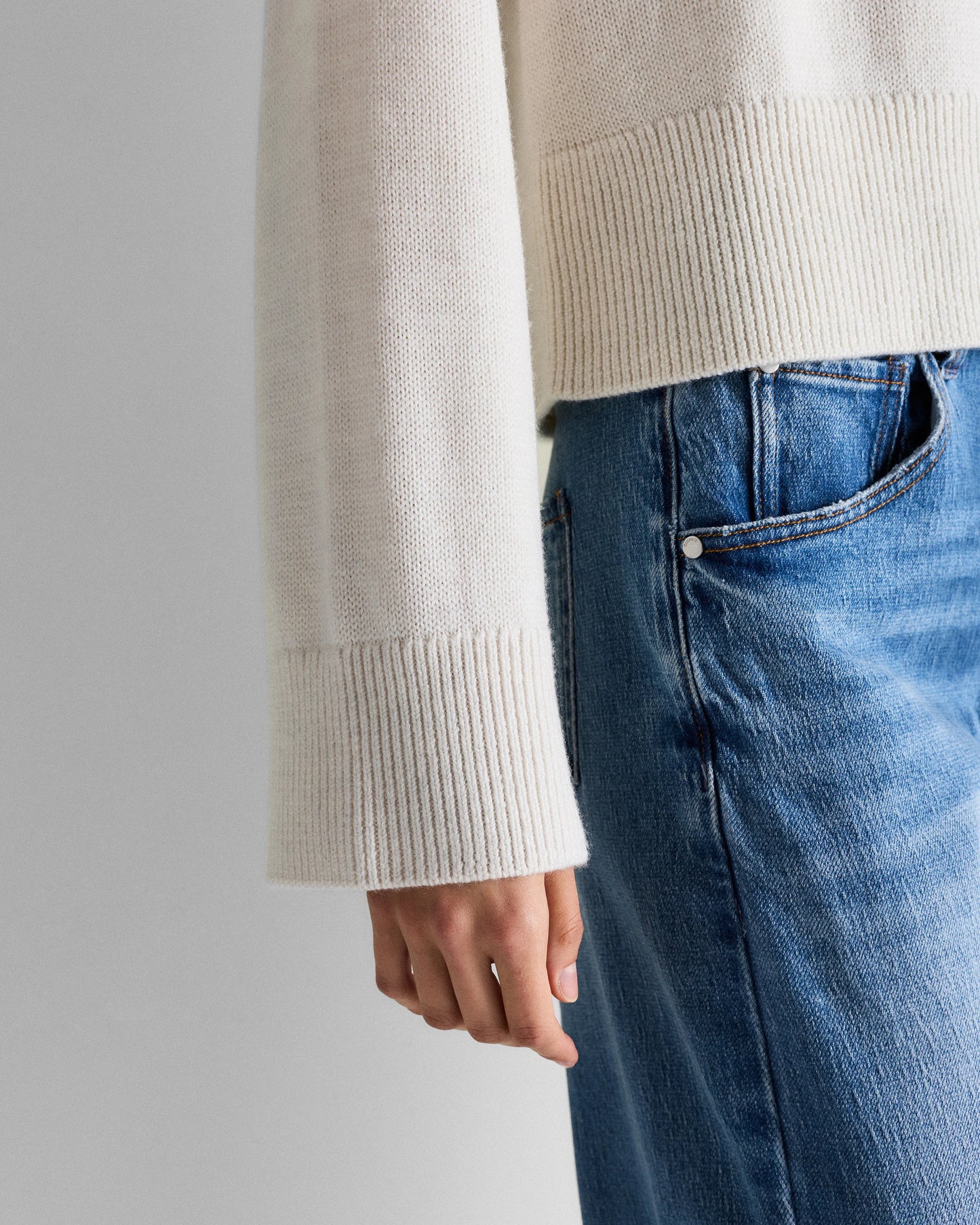 Australian Merino Wool Cropped Mock Neck Sweater - XS / Heather Bone