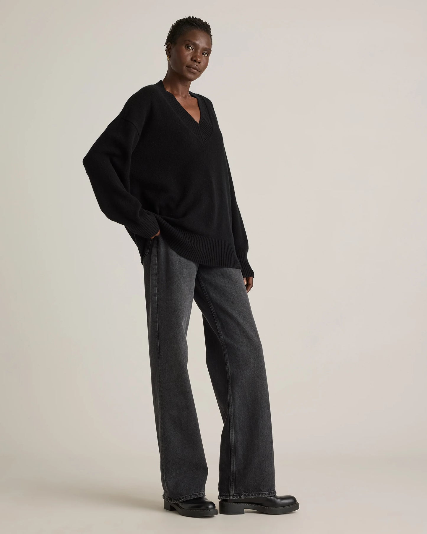 Mongolian Cashmere Oversized V-Neck Sweater - XS / Elk Brown