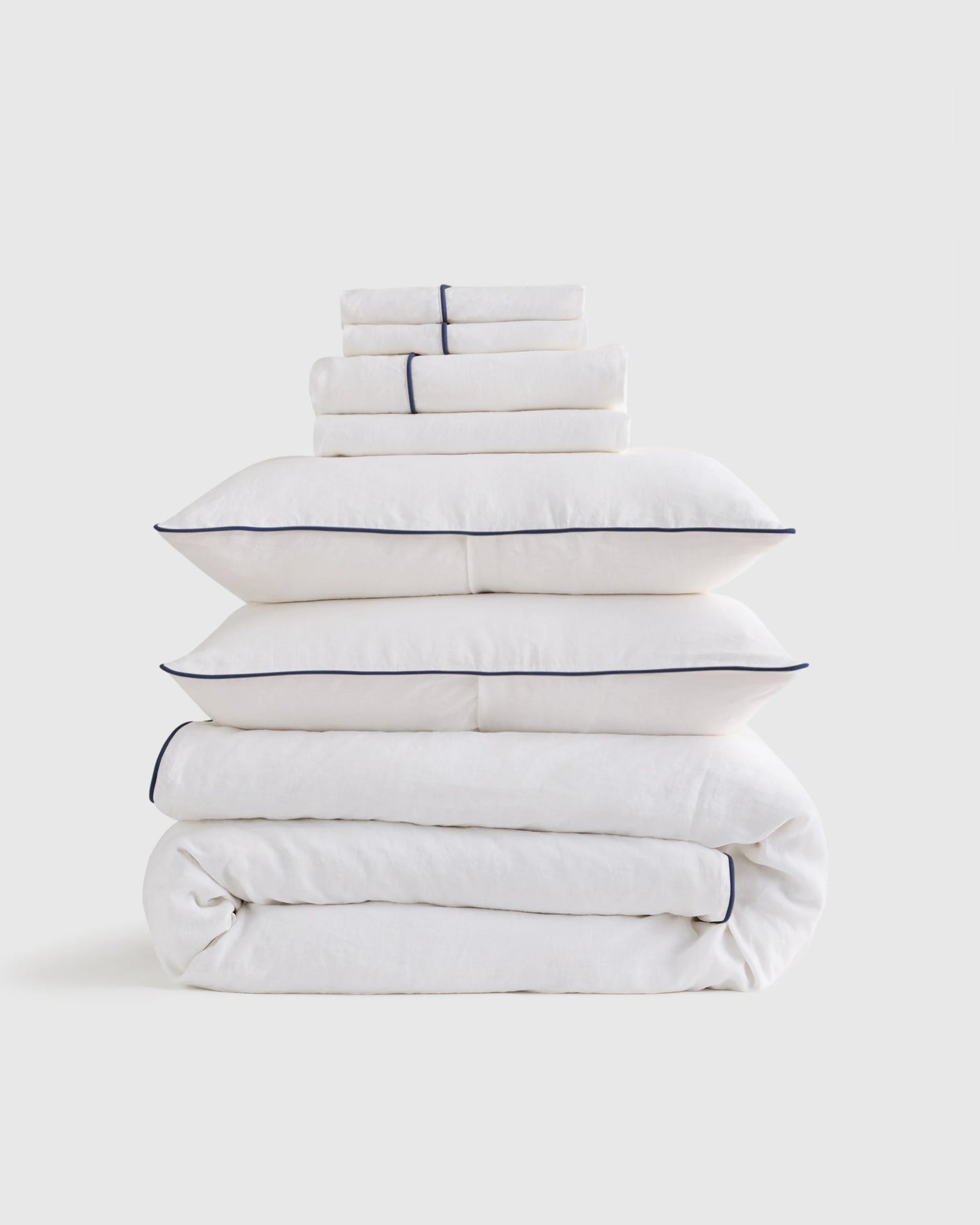 European Linen Piped Deluxe Bedding Bundle - Twin / White/Cherry