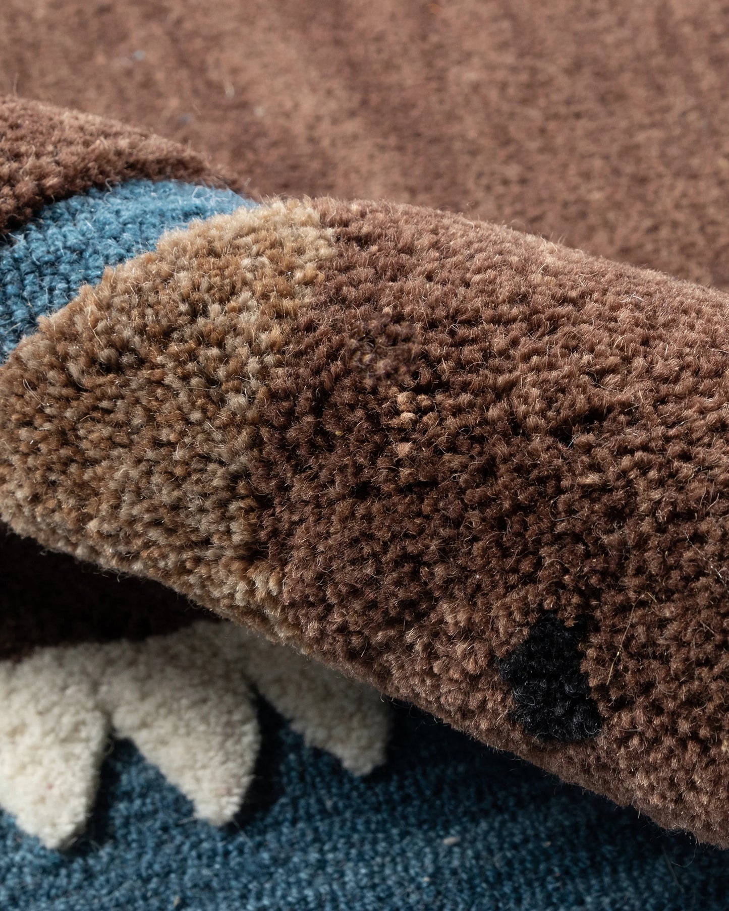 Playful Animals Hand-Tufted Wool Rug - 3' x 5' / Bear