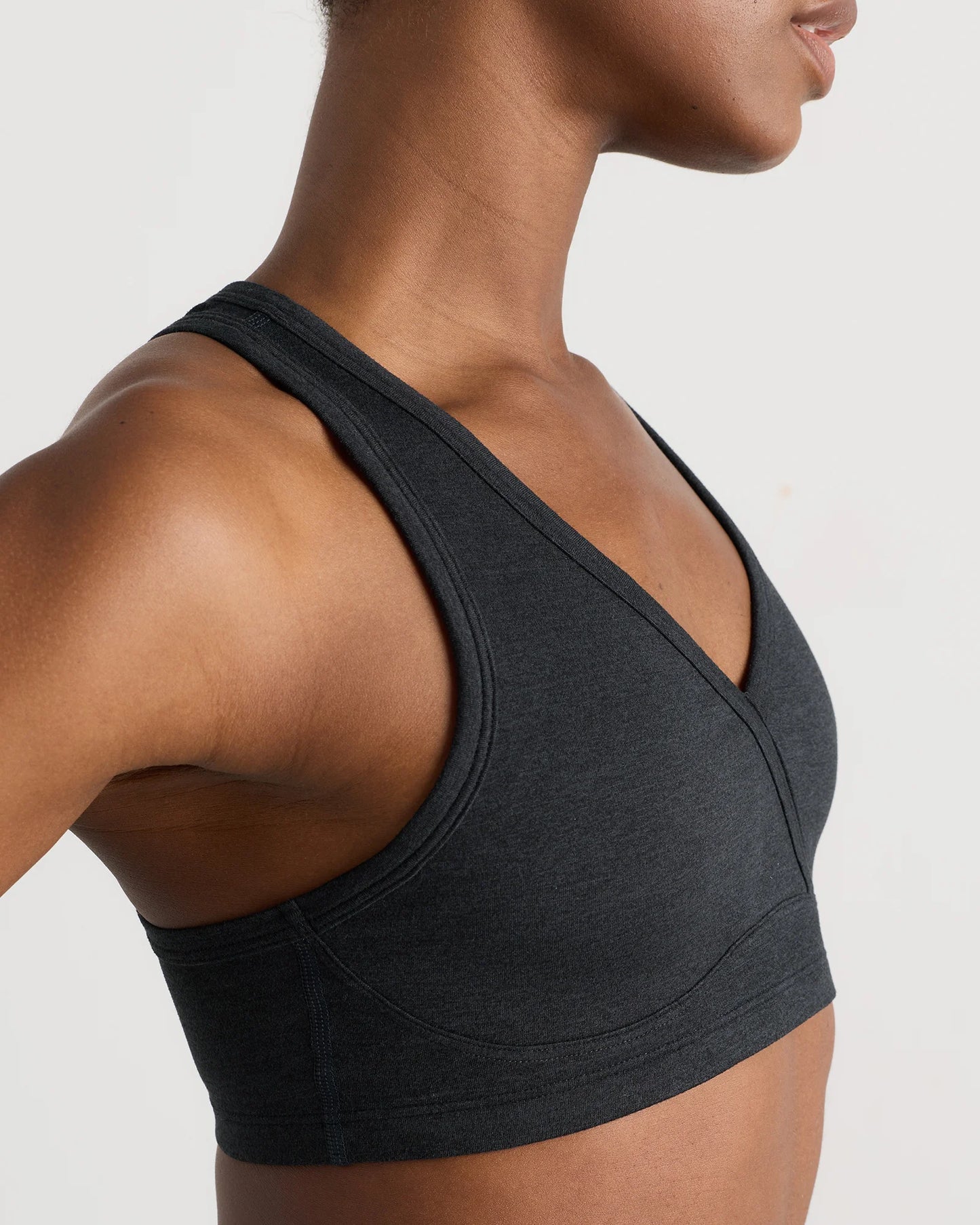Ultra-Soft V-Neck Racerback Bra - XS / Heather Black