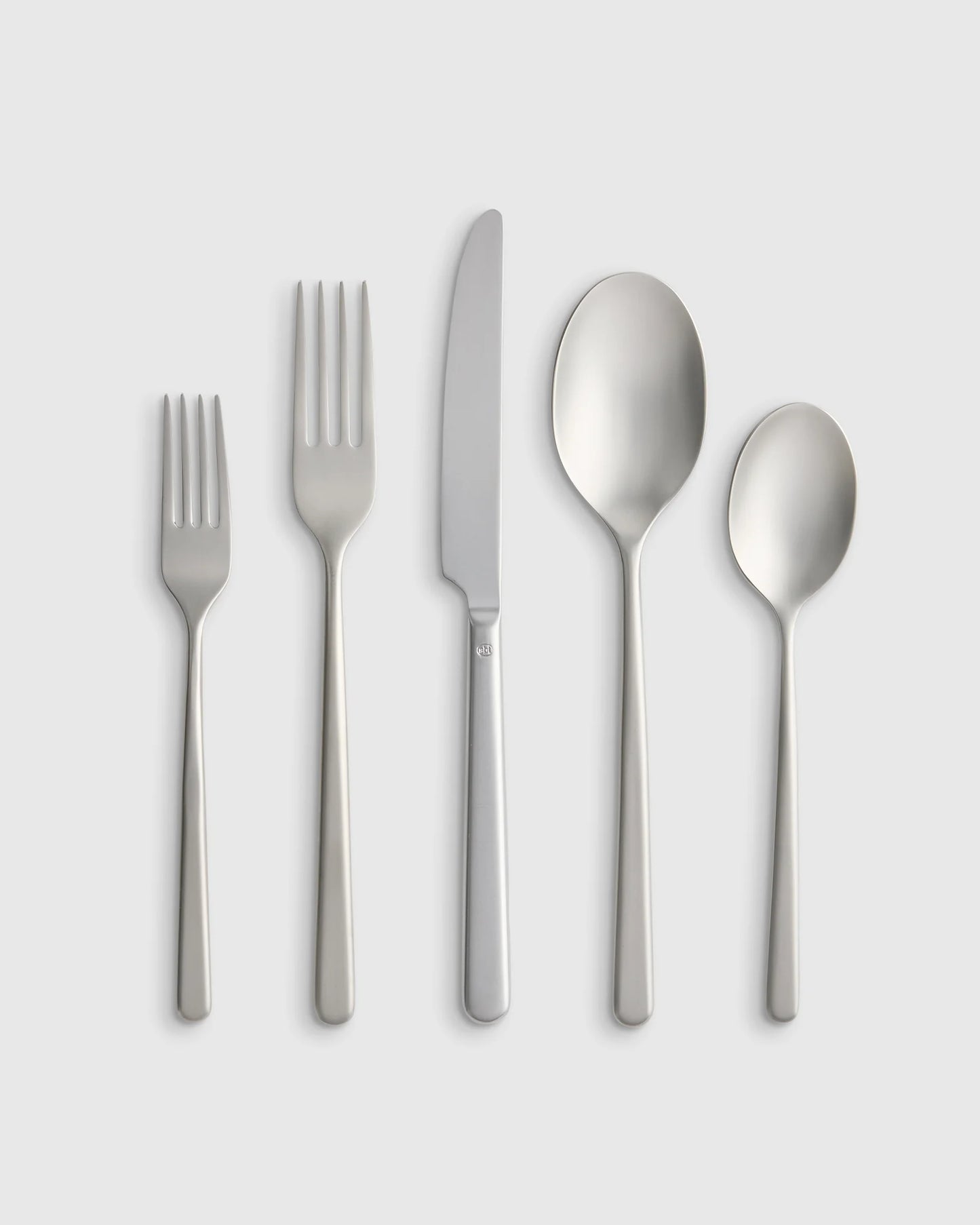 Gia Minimalist 20 Piece Flatware Set - One Size / Polished Stainless Steel