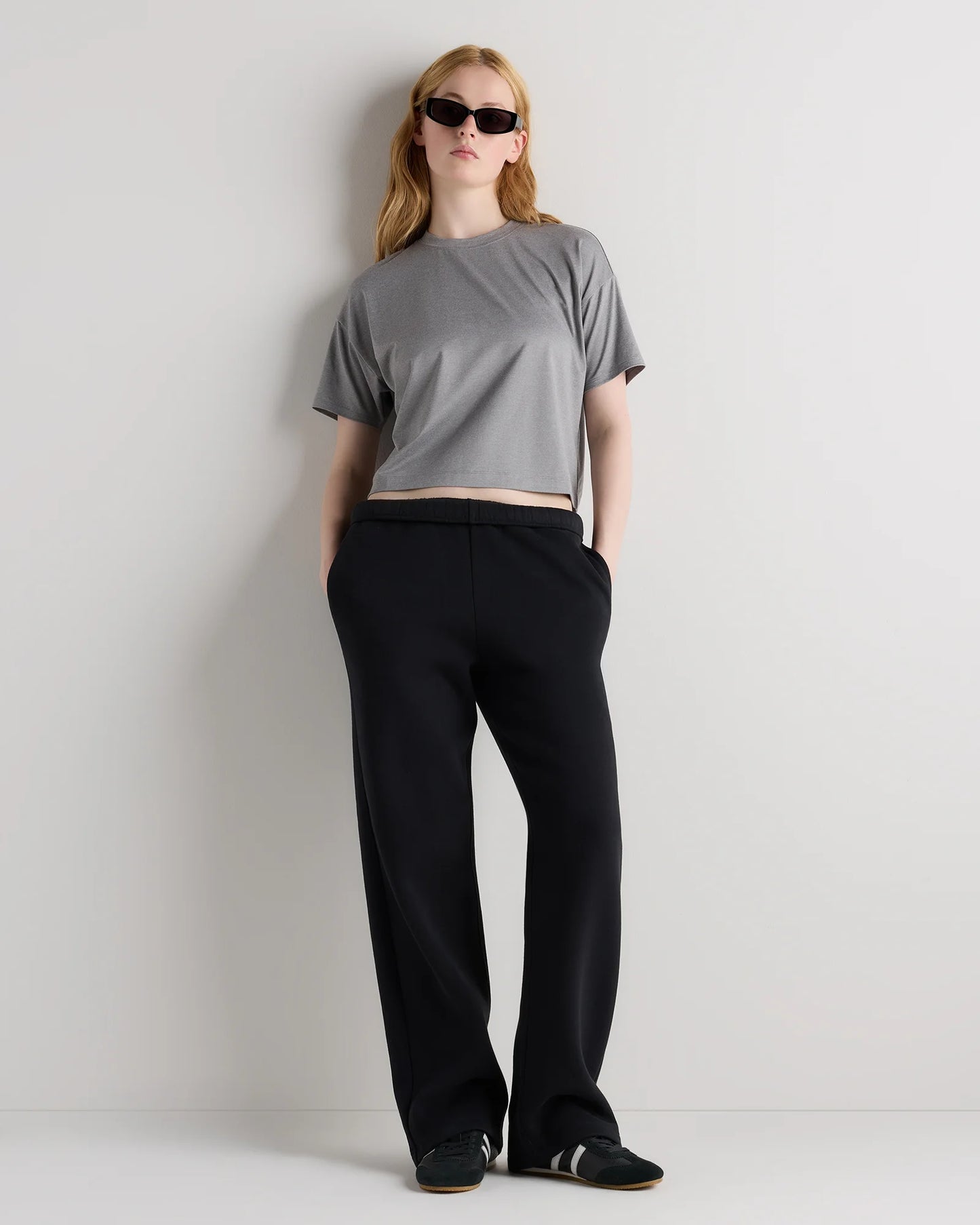 Flowknit Breeze Boxy Cropped Tee - XS / Heather Deep Navy