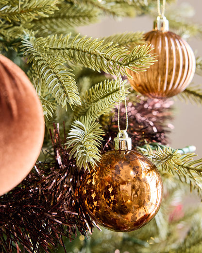 Spruce Artificial Christmas Tree: Lit - 7' / Forest Green