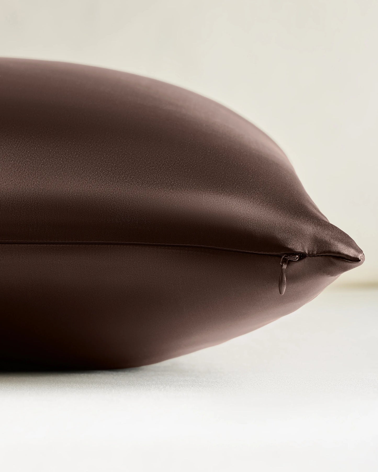 100% Mulberry Silk Pillowcase - Standard / White